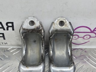 скоба крепления втулки стабилизатора, ориг. номер 4D0411336G, Audi A4 B9 2015-2020