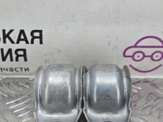 скоба крепления втулки стабилизатора, ориг. номер 4D0411336G, Audi A4 B9 2015-2020