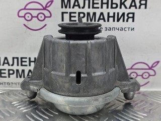кронштейн двигателя, ориг. номер A2042404217, Mercedes-Benz C W204 [рестайлинг] 2011-2015
