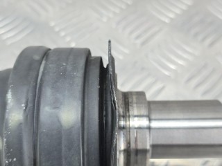 Приводной вал колеса зад., ориг. номер A2203570191, A2123501810, Mercedes-Benz E W212 2009-2013