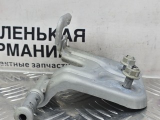 кронштейн глушителя, ориг. номер A2044920741, Mercedes-Benz C W204 [рестайлинг] 2011-2015