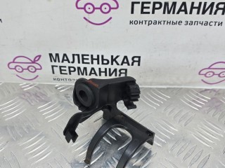 кронштейн (крепление) левый, ориг. номер A2044210194, Mercedes-Benz C W204 [рестайлинг] 2011-2015