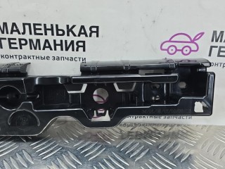 кронштейн крепления порога левый, ориг. номер 51777387345, 7387345, BMW M5 F90 2017-2020