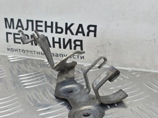 кронштейн (крепление) левый, ориг. номер 6861835, 34306861835, BMW 5 G30/G31 2016-2020