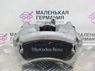 суппорт тормозной передний правый, ориг. номер A0004216681, Mercedes-Benz GLA X156 2013-2017