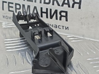 кронштейн (крепление) правый, ориг. номер A2465460243, Mercedes-Benz GLA X156 2013-2017