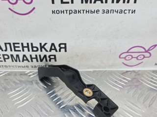 кронштейн (крепление) правый, ориг. номер A2465460843, Mercedes-Benz GLA X156 2013-2017