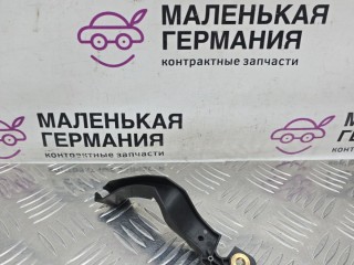 кронштейн (крепление) левый, ориг. номер A2465460943, Mercedes-Benz GLA X156 2013-2017