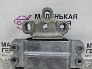 подушка крепления КПП левая, ориг. номер 3C0199555, 3C0199555AE, Volkswagen Passat CC 1 поколение [рестайлинг] 2012-2017