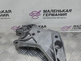 кронштейн двигателя правый, ориг. номер 06J199207P, Volkswagen Passat CC 1 поколение [рестайлинг] 2012-2017