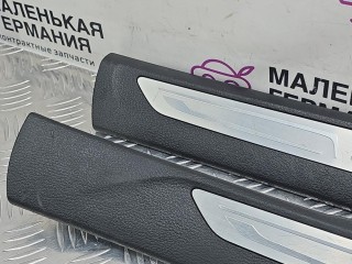 комплект накладок на пороги (внутренние), ориг. номер 7370423, 7284557, 51437284557, 51437284558, 7284578, 51437284577, 51477329511, 7284577, 7284558, 51477329464, 7329464, 51477329463, 7329463, 7329511, 51437284578, 51477329512, 7329512, 51477370423, 51477313144, 7313144, 51477357049, 7357049, 51477357055, 7357055, BMW X5 F15 2013-2018