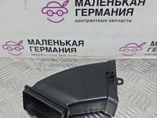 водосток планки обтекателя (жабо) прав. низ., ориг. номер 61667357248, 7357248, BMW 5 G30/G31 2016-2020