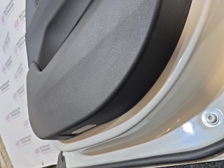 обшивка двери задней правой, ориг. номер 51427438104, 7438104, BMW X1 F48 2015-2019