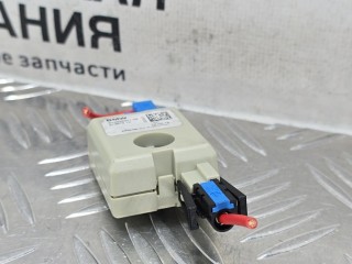 усилитель антенны в заднем стекле, ориг. номер 65209118262, 9118262, 65202622341, 2622341, BMW 2 Active Tourer F45 2014-2018