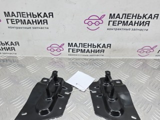 Ответная часть (скоба) замка капота Audi A4 B9 2015-2020, 8W0823185D
