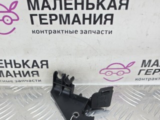 кронштейн (крепление) правый Mercedes-Benz E W212 2009-2013, A2045461243