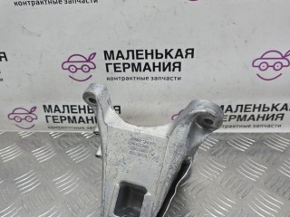 кронштейн двигателя правый BMW 3 G20/G21 2018-2022, B47 D20 B, 2.0 л, 6870756