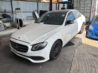 Mercedes-Benz E W213 2018г. 2.0 л., M 274.920 - фото №1