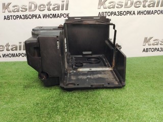 Короб аккумулятора, ориг. номер 3M5118723AN, Ford Focus 2001-2005