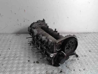 Головка блока цилиндров Opel Astra J 2009-2012