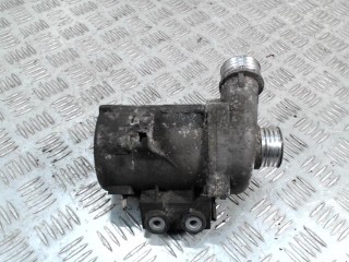 Помпа, ориг. номер 303268060, BMW X3 E83 2006-2010