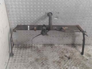 Прицепное устройство (фаркоп), Mazda 5 1 2005-2007