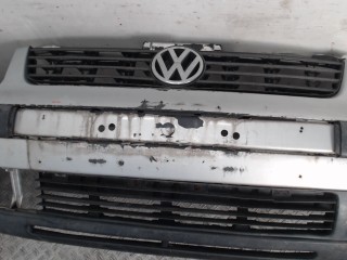 Бампер передний Volkswagen Passat B5 1996-2001