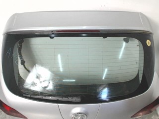 Стекло заднее Opel Astra J 2009-2012