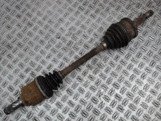 Полуось передняя левая (приводной вал, шрус) Nissan Primera 11 1999-2002