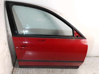 Дверь передняя правая Volkswagen Passat B5 1996-2001