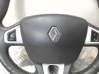 Подушка безопасности водителя Renault Megane 3 2008-2014
