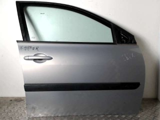 Дверь передняя правая Renault Megane 2 2002-2006