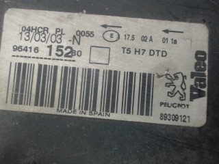 Фара правая, Peugeot 307 2001-2005