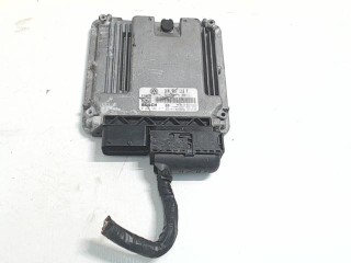 Блок управления двигателем Volkswagen Golf 5 2003-2009
