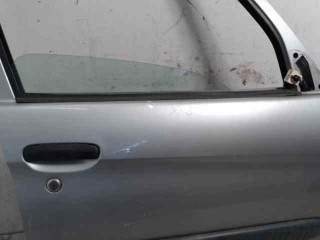 Молдинг двери передней правой Citroen Xsara Picasso 1999-2004