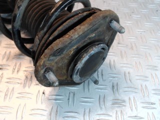 Стойка передняя правая, Toyota Avensis 3 2011-2015