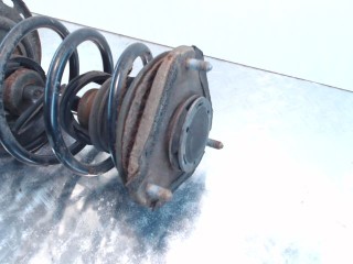 Стойка передняя правая, Toyota Avensis 3 2008-2011
