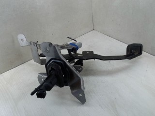 Педаль сцепления, Mazda 3 BK 2006-2009