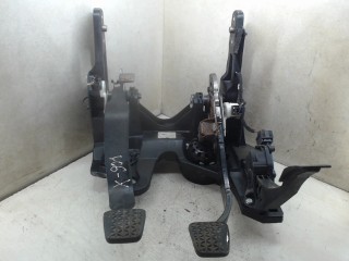 Узел педальный (блок педалей) Opel Astra J 2009-2012