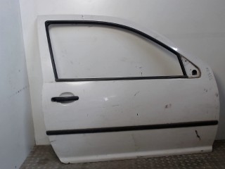 Дверь передняя правая Volkswagen Golf 4 1997-2006