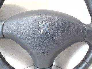 Подушка безопасности водителя Peugeot 3008 1 2009-2013