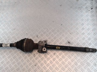 Полуось передняя правая (приводной вал, шрус) Opel Astra J 2009-2012