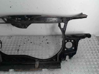 Передняя панель крепления облицовки (телевизор), Audi A4 B6 2000-2006