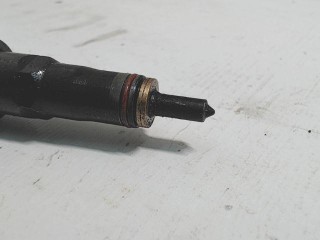 Форсунка, ориг. номер 038130073AG, Volkswagen Golf 5 2003-2009