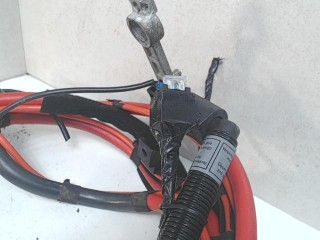 Плюсовой провод аккумулятора, BMW X3 E83 2006-2010