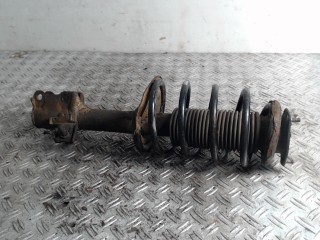 Стойка передняя правая Nissan Almera N16 2000-2003