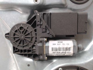 Стеклоподъемник передний левый Volkswagen Passat B5 1996-2001
