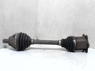 Полуось передняя левая (приводной вал, шрус) Volkswagen Passat B8 2014-2021