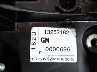 Узел педальный (блок педалей), Opel Astra J 2009-2012
