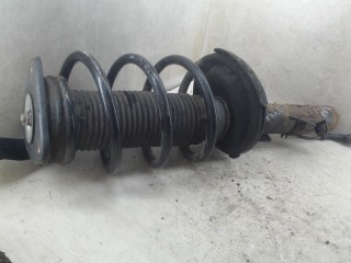Стойка передняя левая Ford Focus 2 2004-2008